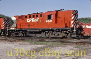 Cp Canadian Pacific Rs18 8747 Newport,  Vt 1981 - Slide