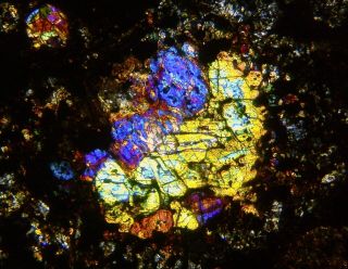 Meteorite NWA 12590 - CV3 Carbonaceous Chondrite - Thin Section microscope slide 4