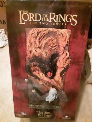 Lord Of The Rings " You Shall Not Pass " Limited Edition Wall Plaque Sideshow