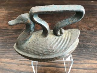 Antique Rare 5” Swan Cast Sad Iron Vintage Laundry Clothing Home Hearth Old