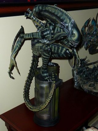 Alien Warrior Maquette Big 1:4 Scale Statue From Aliens Predator