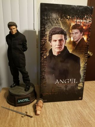 Sideshow Buffy Angel/angelus Premium Format Statue - 76 Of 275