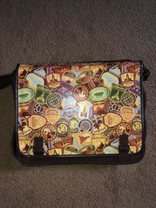 Disney Pin Bag With Pins (le,  Oe,  Lr)