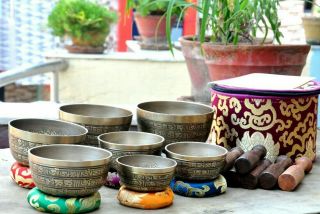 Special Singing Bowl Set - Set Of 7 Singing Bowl - Mantra Carved - Healing Bowls - Yoga