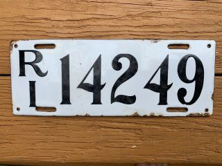 1912 - 17 Rhode Island Porcelain Passenger Car License Plate Black & White Ri Rare