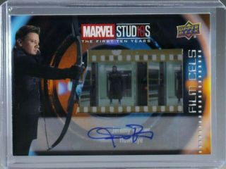 2019 Marvel Studios First Ten Years Jeremy Renner As Hawkeye Fim Cells Auto Sp