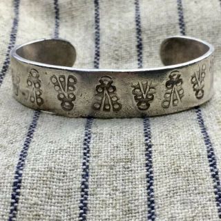 1920s Early Heavy Old Native American Pueblo Silver Ingot Wrought Cuff Bracelet