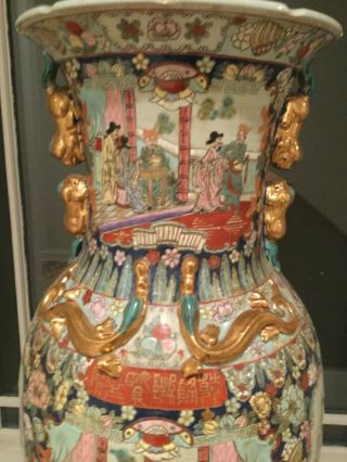 CHINESE HAND PAINTED PORCELAIN FLOOR VASE 36 