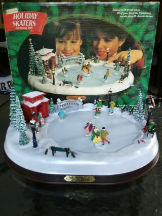 Vintage Holiday Skaters – Christmas 1885 - Tested/works