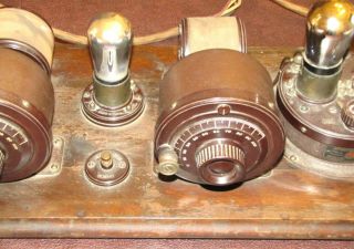 Incredible 1924 Atwater Kent Model 12 Breadboard Radio. 3