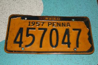 1957 Vtg Pennsylvania Penna License Plate 457047 Vtg Blue Gold Pa Collectible