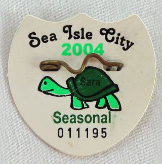 2004 Sea Isle City,  Nj Seasonal Beach Tag / Badge