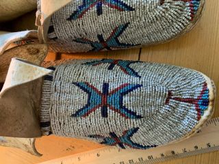 Antique/Vintage Native American Beaded Moccasins.  Sioux.  Lane Stitch. 2