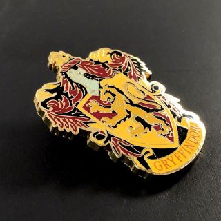 Harry Potter Gryffindor Pin Trading Universal Studios The Wizarding World Of