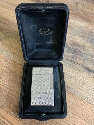 Dupont B 2265 Paris Made France 18 Kts Gold Lighter In Leather Black Box