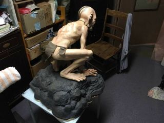 Gollum Statue - Life Size - Lord Of The Rings 4