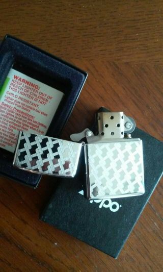 Vintage Zippo Chainlink Lighter 102792 With Box And
