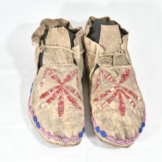 Native American - Porcupine Quill And Beaded Santan Sioux Moccasins - 1880 - 1910