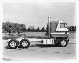 1972 Gmc Truck Astro 95 Cabover Factory Press Photo 0196