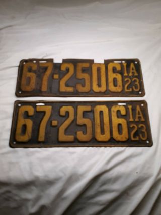 Vintage Iowa 1923 License Plates Tags Paint Car Matching Pair 67 - 2506