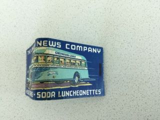 Vintage FEATURE STICKS Matchbook,  THE UNION NEWS COMPANY GREYHOUND LINES 3