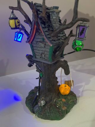 Lemax Halloween Spooky Town Hungry tree house 3