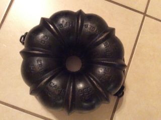 Hard to Find Griswold Erie Cast Iron 965 Cake Mold Bundt Pan 3