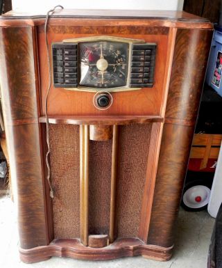 Vintage Zenith Model 10s669 10 Tube Console Radio 1942 Local Pick Up Only