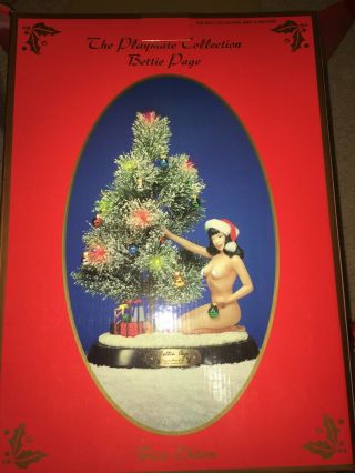 Playboy 1955 Centerfold Betty Page Statue - Nude & Santa Hat Christmas Betty