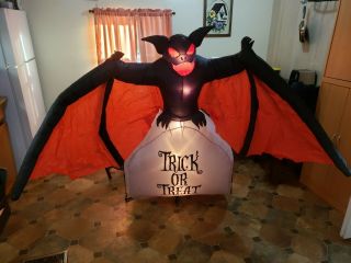 5ft Gemmy Bat On Headstone Trick Or Treat Inflatable Rare