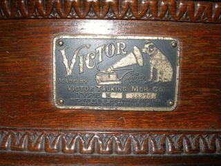 c.  1904 Early Victor Monarch Phonograph,  York Dealer Tag,  Serial 25276 4