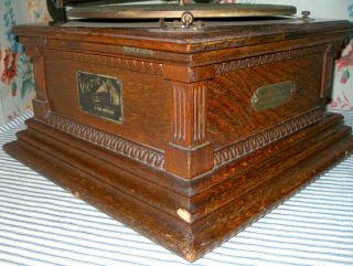 c.  1904 Early Victor Monarch Phonograph,  York Dealer Tag,  Serial 25276 7