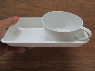 Singapore Airlines Airways Food Bowl Tray 3.  5x6.  5 In White Plastic Plate Cup Mug
