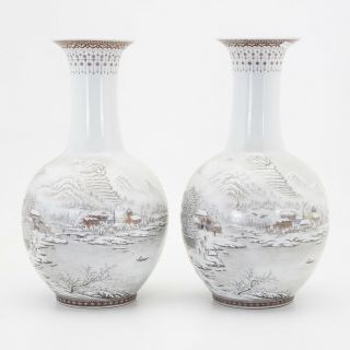 A Vases with Snow Scene,  H.  43 cm 3
