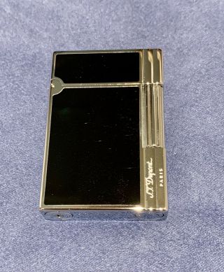 S T Dupont Gatsby Lighter - Black Laque De Chine With Silver Plate