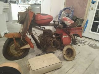 . 1960 To 1963 Red Cushman Scooter Antique,  90 All There Rare Find.