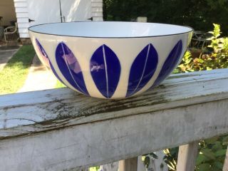 Vintage Blue on White Cathrineholm Enamelware Lotus Bowl 9.  5” (24 cm) 3