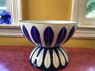 Vintage Blue on White Cathrineholm Enamelware Lotus Bowl 9.  5” (24 cm) 7