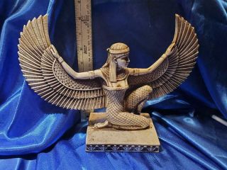 Ancient Egyptian Decorative Figurine Statue.  418