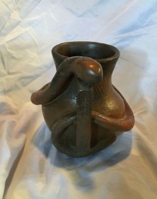 Catawba Indian Pottery Chief William (Bill) Harris Two Handled Snake Vase 3