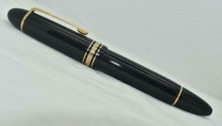 Vintage Montblanc Meisterstuck 149 Fountain Pen Black Gold Trim 18k Medium Nib