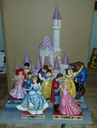 Disney Jim Shore Love Theme Castle Display Snow White Cinderella Little Mermaid