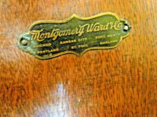Montgomery - Ward Oak Wood Magneto Wall Telephone. 5