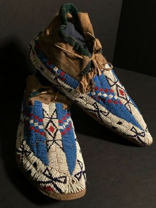 LATE 19TH C SIOUX PLAINS BEADED & SINEW SEWN MOCCASINS,  NR 5