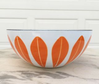 Vintage MCM Cathrineholm Enamelware 9.  5” Bowl In White W/ Orange Lotus Pattern 4