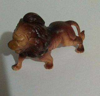 Collectible Vintage Butane Lion Table Lighter 4 " Head To Tail Plastic Rubber