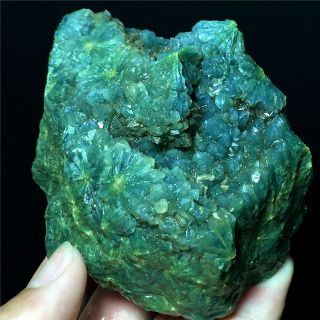 521.  6g Unknown Light Green Quartz Crystal Rock Geode Specimen W1315