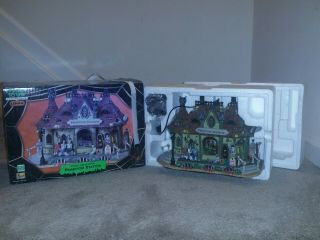 2008 Lemax Spooky Town Phantom Station - In Like New/mint - Retired