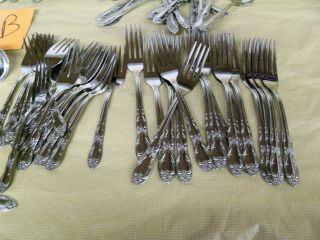STAINLESS FLATWARE ONEIDA CUSTOM CRAFT THOR OHS103 HUGE 111 PC SERVICE FOR 16, 4