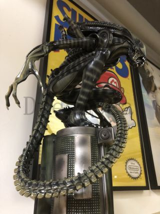 Avp Alien Vs Predator :alien Warrior Crouching 1/4 Figure Resin Statue Spot